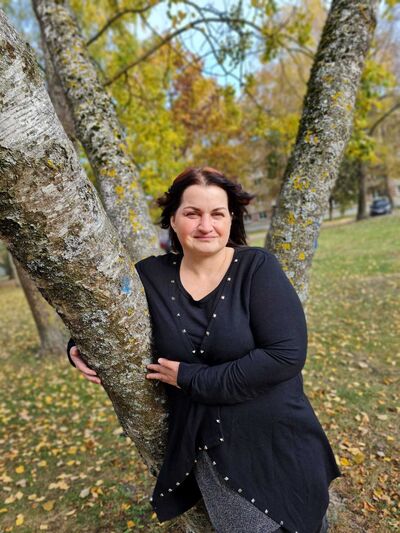  ,   Daina, 50 ,   ,   , c , 