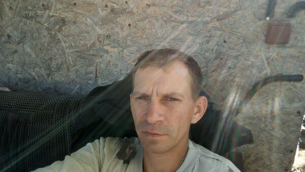   ,   VIKTOR, 42 ,   ,   