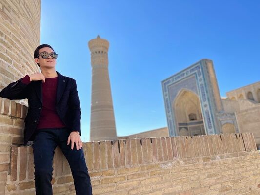  ,   Singer, 23 ,   ,   