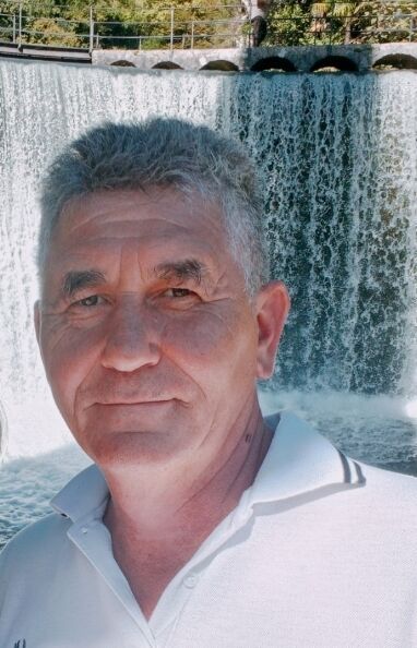  ,   Fanis, 53 ,   ,   , c , 