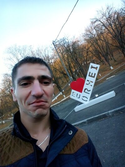  ,   Alex, 33 ,   ,   , c 