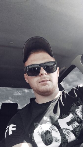  ,   Vlad, 31 ,  