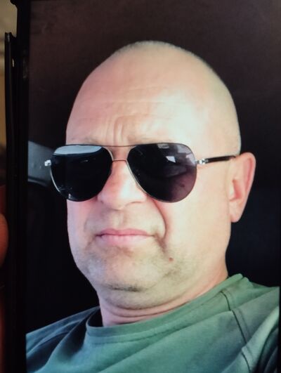  ,   Andrei, 48 ,   c 
