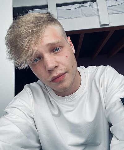  ,   Kirill, 22 ,   