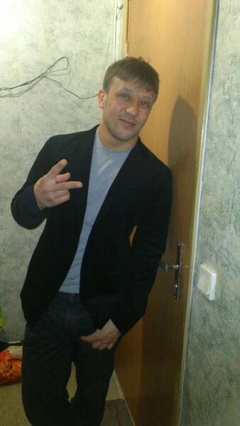  ,   Anton, 39 ,   ,   , 