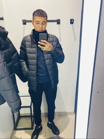  ,   Valentin, 26 ,   ,   , c , 