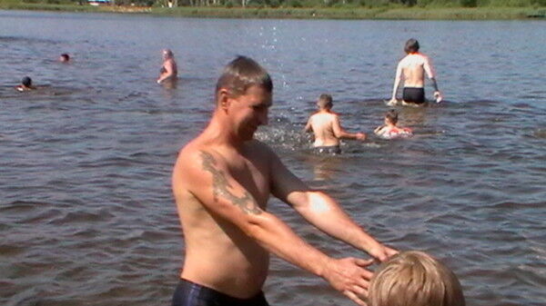  ,   Dron, 46 ,   