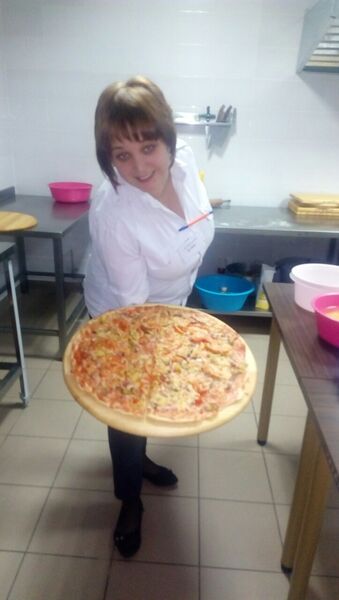  ,   Ylia, 37 ,   