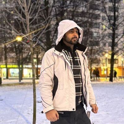  ,   Mandeep, 27 ,   ,   