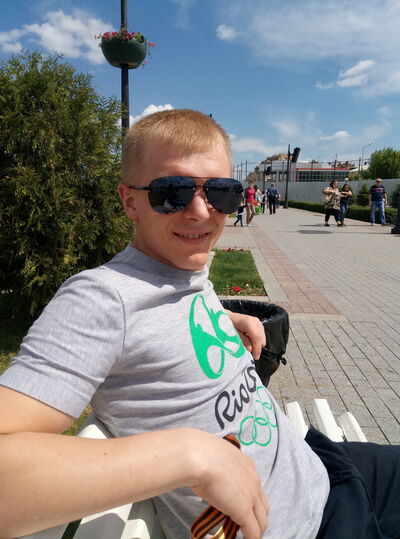  ,   Oleg, 34 ,   