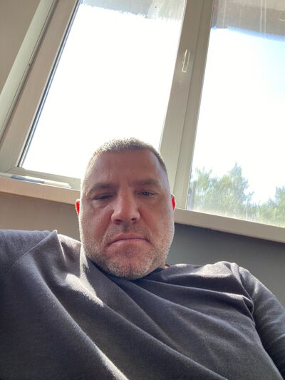  ,   Igor, 42 ,   ,   