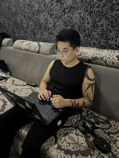  ,   Kiko, 24 ,   ,   