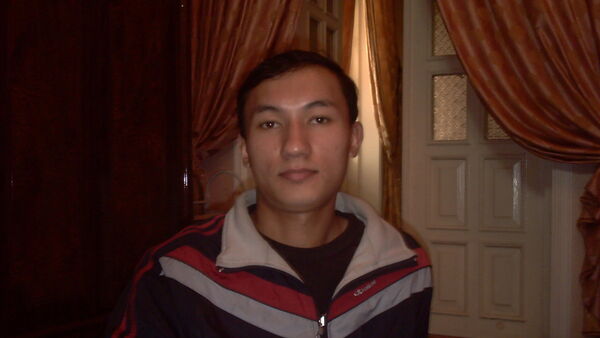  ,   Ikrom, 36 ,   