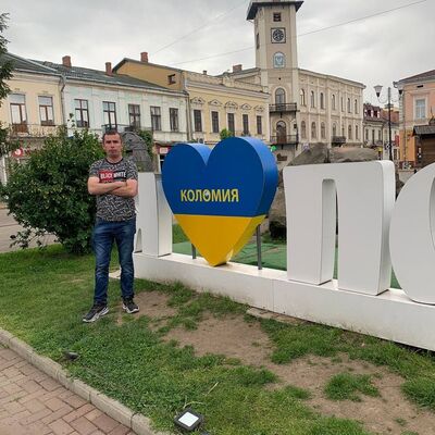  ,   Misha, 33 ,   c 