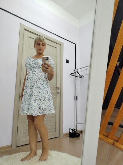  ,   Taya, 43 ,   ,   