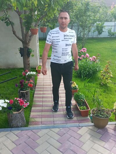  ,   Lilian, 49 ,   ,   