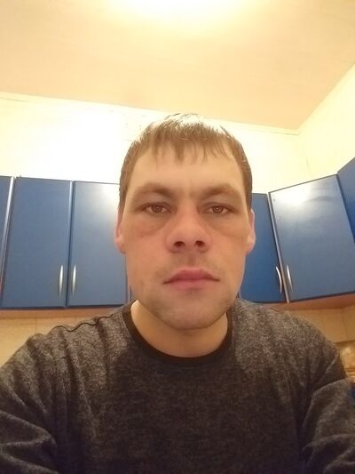  ,   Konstantin, 35 ,  