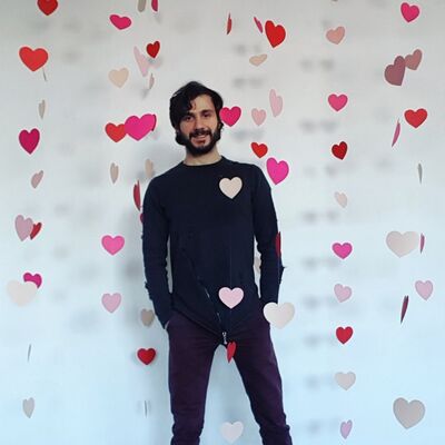  ,   Leo, 35 ,   ,   , c , 