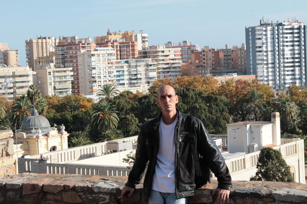  ,   Antony, 46 ,   
