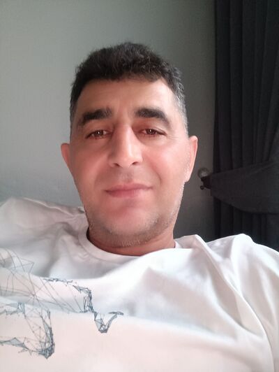  ,   Mekhmet, 42 ,   ,   