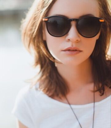  54448441  , 28 ,    -