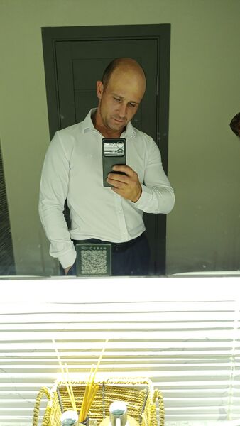  ,   Yury, 39 ,  