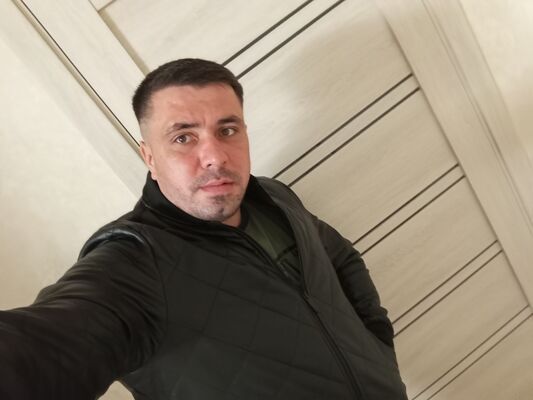  ,   Dimarik, 35 ,   ,   