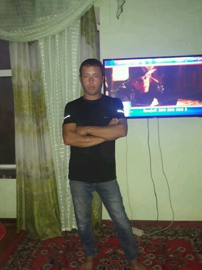  ,   Rustam, 40 ,   ,   , c 
