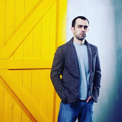  ,   Armen, 36 ,   ,   , c 