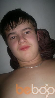  ,   Vitya, 32 ,   