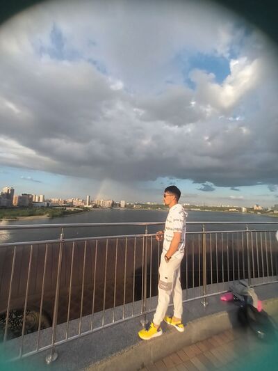  ,   Kamron, 30 ,   ,   
