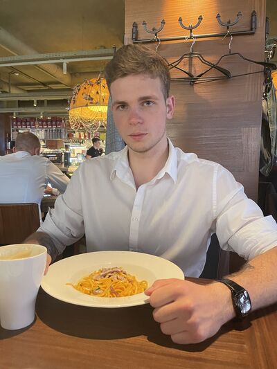  ,   Arseny, 22 ,   ,   
