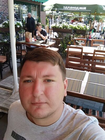  ,   Ruslan, 35 ,   ,   , c 