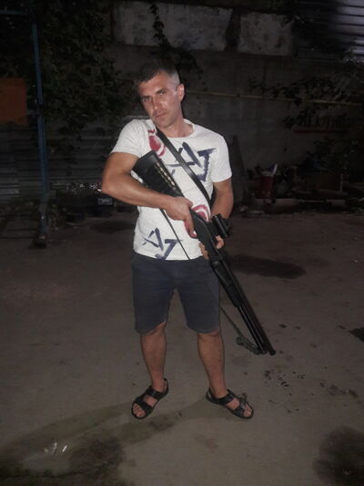  ,   Max, 42 ,   