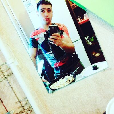  ,   Dzhon, 26 ,   ,   
