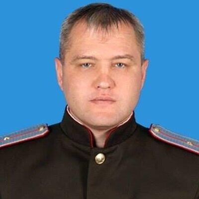  ,   Viktor, 49 ,   ,   , c 