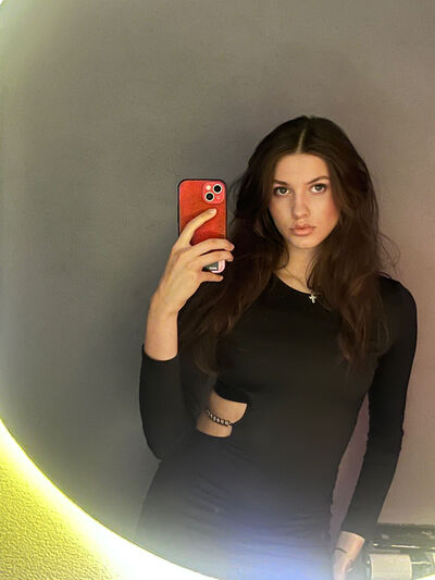  ,   Kristina, 20 ,   