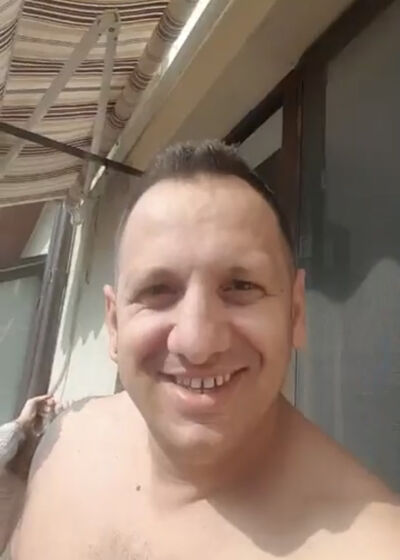  An Cabhan,   Wi ll, 42 ,   ,   