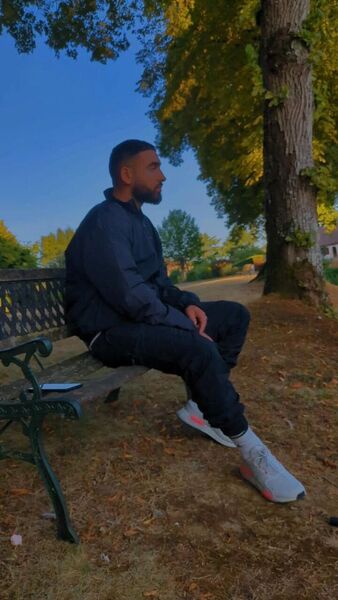  Palais-Bourbon,   , 24 ,   ,   