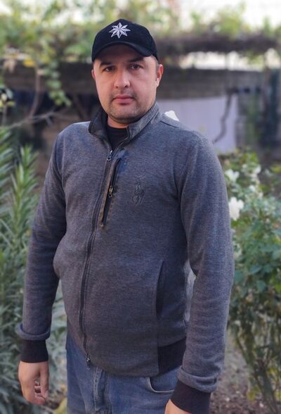  ,   Gagster, 37 ,   ,   