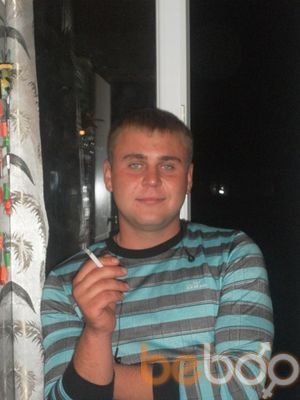  ,   Viktor, 34 ,   