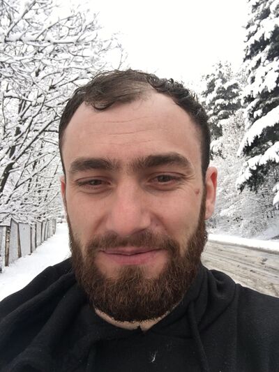 ,   Edgar, 31 ,   ,   