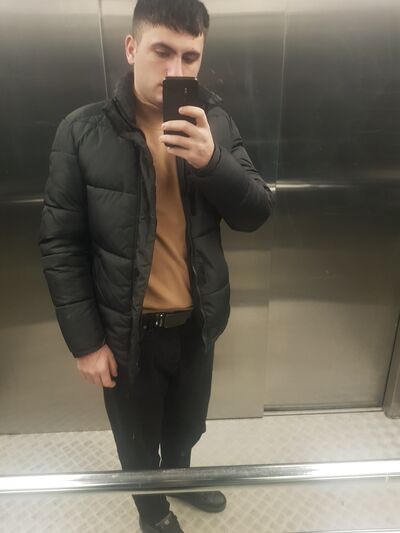  ,   Artur, 23 ,   ,   
