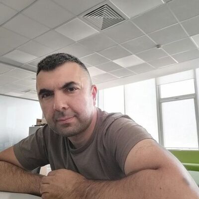  --,   , 42 ,   