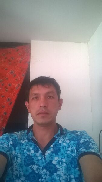  ,   Stas, 42 ,   
