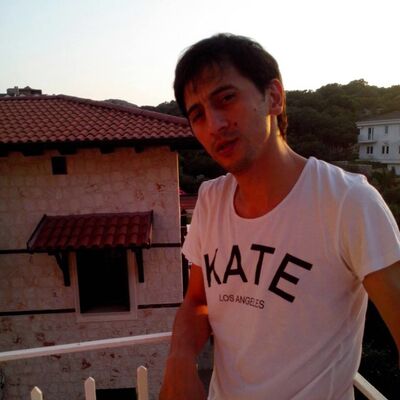  ,   Elshan, 45 ,   