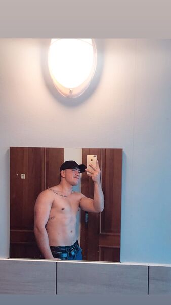  ,   Andres, 28 ,   ,   
