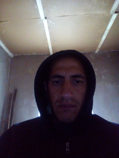  ,   Artur, 38 ,   ,   , c 