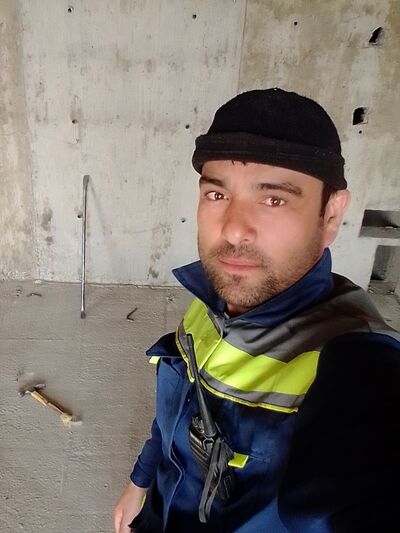  ,   Suxrob, 37 ,   ,   