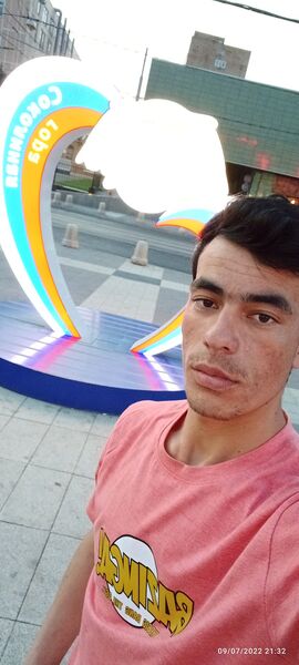  ,   Shoxruzbek, 25 ,   ,   